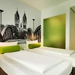 Super 8 By Wyndham 3* Dresden