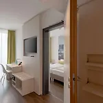 Super 8 By Wyndham 酒店 3*