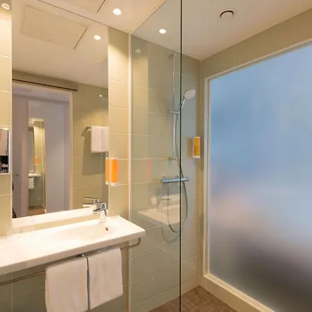 Hotel Super 8 By Wyndham Dresden