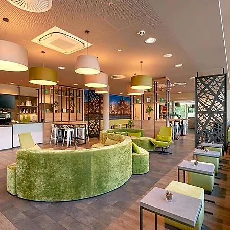 Super 8 By Wyndham Hotel Dresde