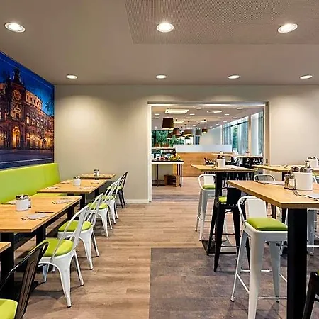 Super 8 By Wyndham