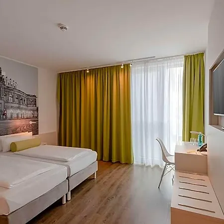 Super 8 By Wyndham 3* Dresde