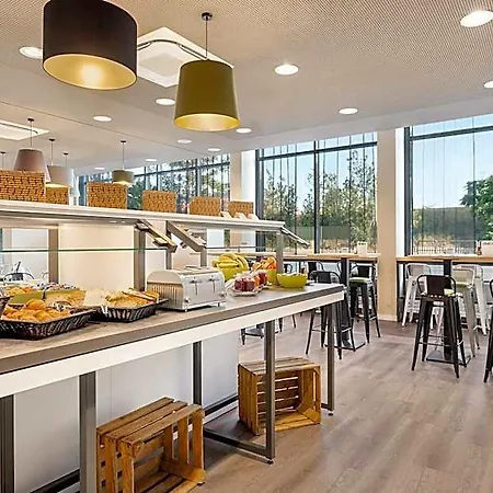 Hotel Super 8 By Wyndham