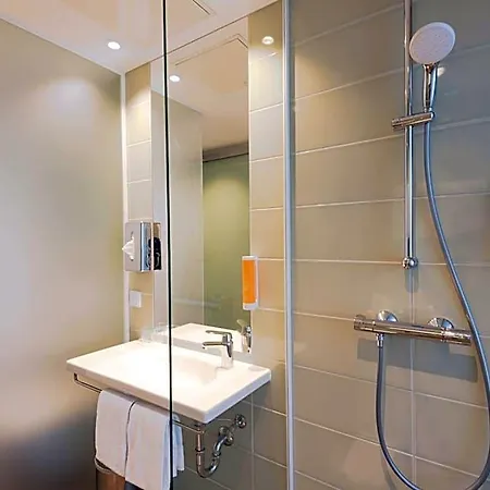 Hotel Super 8 By Wyndham Dresden