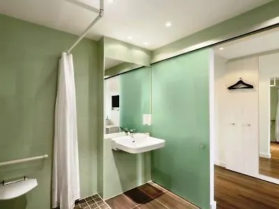 Super 8 By Wyndham Dresde