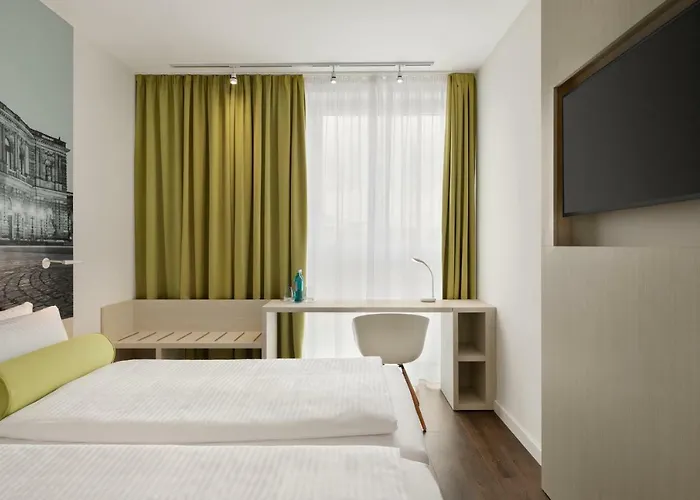 Super 8 By Wyndham Dresde