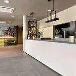 Super 8 By Wyndham Hotell