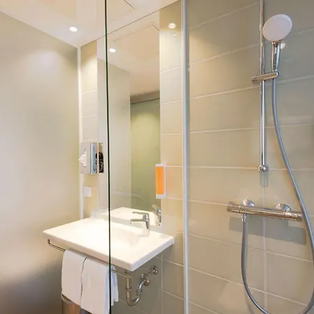 Super 8 By Wyndham Hotel Dresden