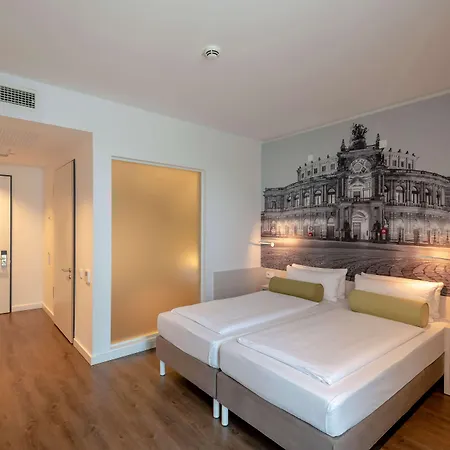 Hotel Super 8 By Wyndham