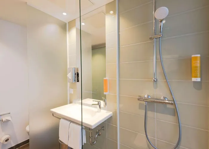 Super 8 By Wyndham Hotel Dresden