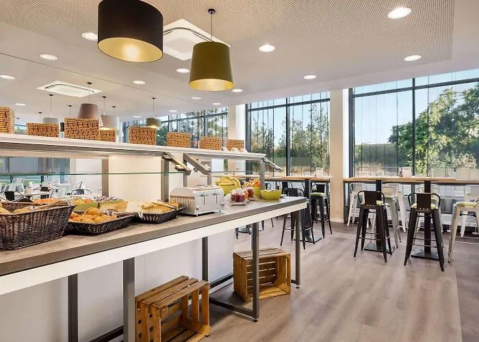 Super 8 By Wyndham Hotel Dresden